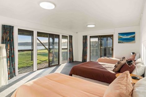 Photo of property in 690 Pukehina Parade, Pukehina, Te Puke, 3189