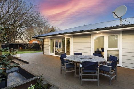 Photo of property in 39 Manor Place, Bryndwr, Christchurch, 8053