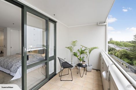 Photo of property in 4b/22 Beresford Square, Auckland Central, Auckland, 1010