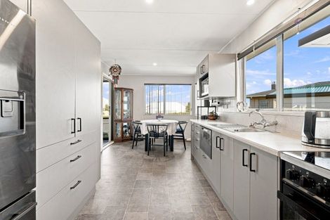 Photo of property in 1a Mosston Road, Castlecliff, Whanganui, 4501