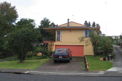 Photo of property in 34 Preston Avenue, Henderson, Auckland, 0610