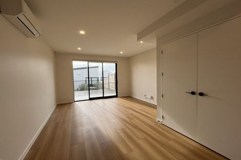 Photo of property in 22 Puihi Crescent, Massey, Auckland, 0614