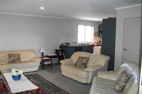 Photo of property in 8 Midshipman Court, Gulf Harbour, Whangaparaoa, 0930