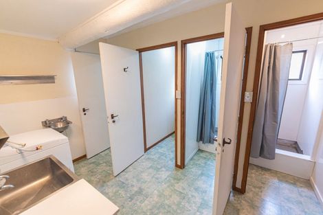 Photo of property in 5 John Street, Raglan, 3225