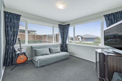 Photo of property in 35 Burford Way, Rolleston, 7615