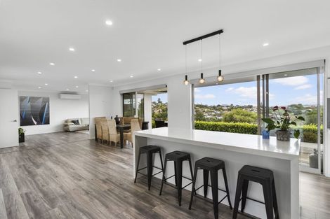 Photo of property in 17 Chilton Place, Howick, Auckland, 2014