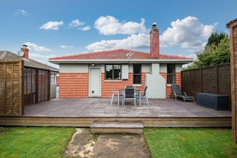 Photo of property in 10 Saint Albans Street, Bradford, Dunedin, 9011