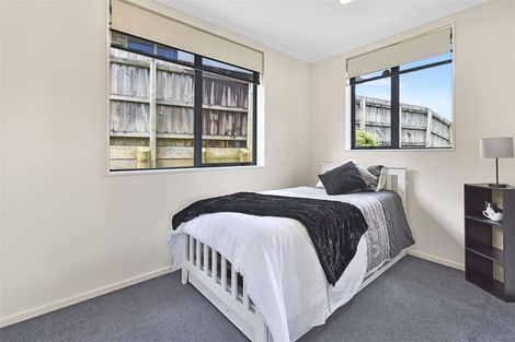Photo of property in 19 Frederick Reece Drive, The Gardens, Auckland, 2105