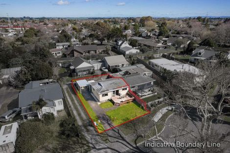 Photo of property in 1/30 Waiari Road, Conifer Grove, Takanini, 2112