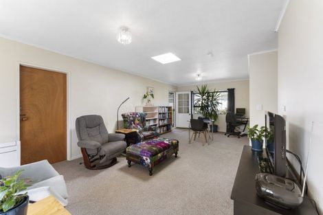 Photo of property in 29b Hinau Street, Tawa, Wellington, 5028