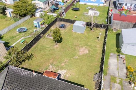 Photo of property in 17 Collett Street, Naenae, Lower Hutt, 5011
