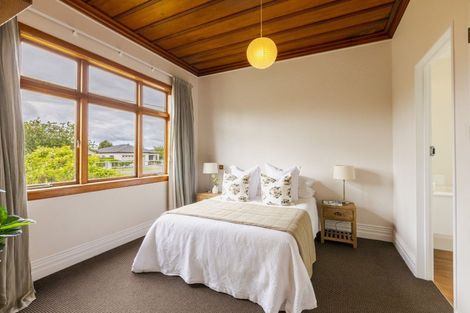 Photo of property in 59 Ferry Road, Clive, 4102