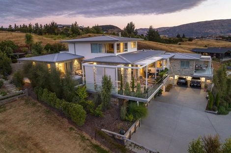 Photo of property in 11 Barclay Place, Wanaka, 9305