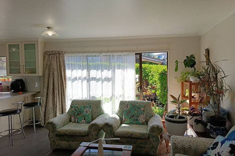 Photo of property in 1/6 Don Street, Papakura, 2110