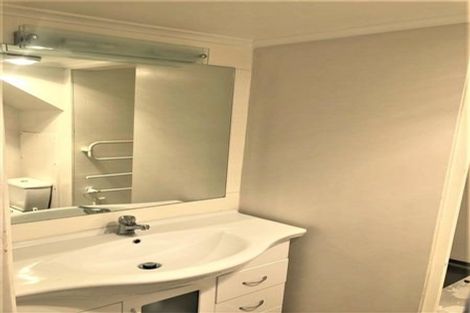 Photo of property in 57 College Road, Northcote, Auckland, 0627