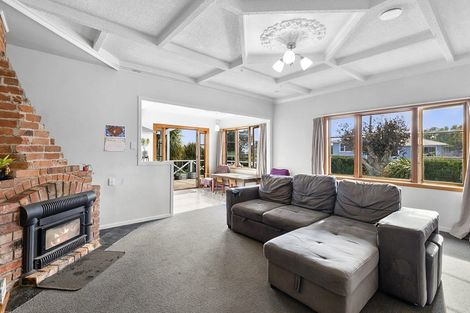 Photo of property in 7 Wheeler Place, Upper Vogeltown, New Plymouth, 4310