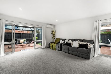 Photo of property in 12a Winnipeg Place, Wainoni, Christchurch, 8061