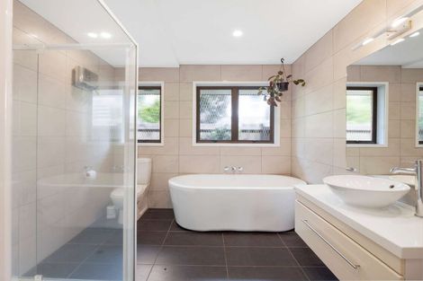 Photo of property in 19 Bengal Drive, Cashmere, Christchurch, 8022