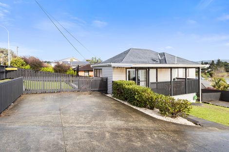 Photo of property in 71 Rosier Road, Glen Eden, Auckland, 0602