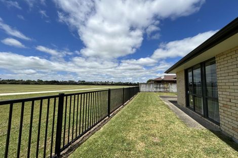 Photo of property in 53 Parkside Drive, Huntington, Hamilton, 3210