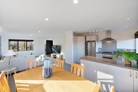 Photo of property in 230b Sturges Road, Henderson, Auckland, 0612