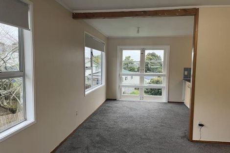 Photo of property in 4 Kilcar Place, Massey, Auckland, 0614