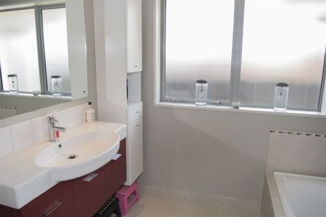 Photo of property in 34a Russley Road, Russley, Christchurch, 8042