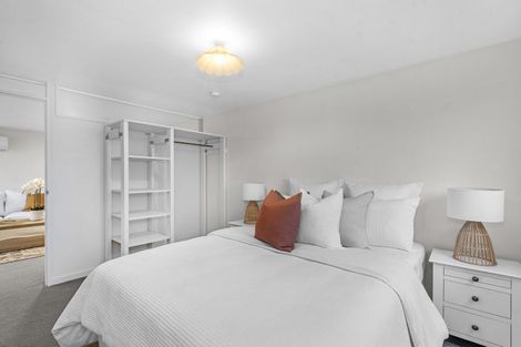 Photo of property in 41 Sandwich Road, Beckenham, Christchurch, 8023