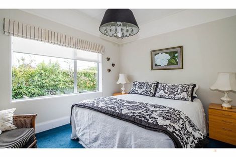 Photo of property in 12 Parsonage Road, Waimate, 7924