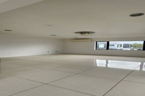 Photo of property in 38 Kenderdine Road, Papatoetoe, Auckland, 2025