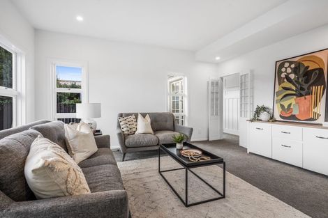 Photo of property in 21 Wainoni Road, Wainoni, Christchurch, 8061