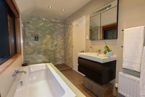 Photo of property in 292 Centaurus Road, Hillsborough, Christchurch, 8022