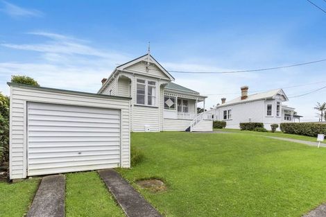 Photo of property in 5 Mariposa Crescent, Birkenhead, Auckland, 0626
