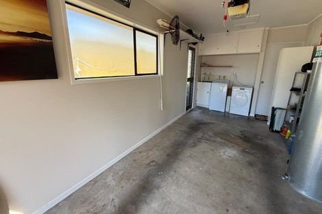 Photo of property in 112a The Circle, Manly, Whangaparaoa, 0930