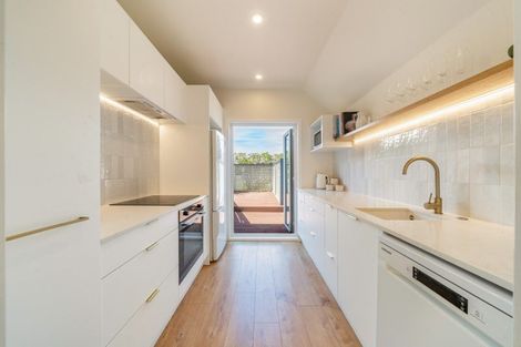 Photo of property in 21 The Quarterdeck, Whitby, Porirua, 5024