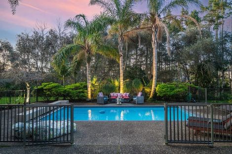 Photo of property in 82 Brownhill Road, Whitford, Manurewa, 2576