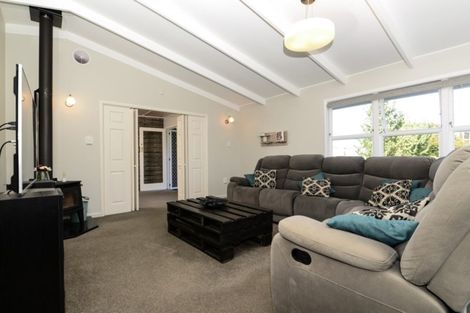 Photo of property in 16 Saint Pauls Road, Chartwell, Hamilton, 3210