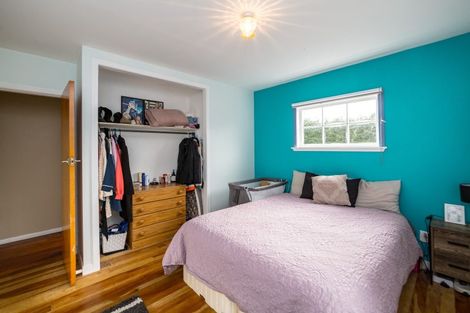 Photo of property in 9 Farrier Grove, Featherston, 5710