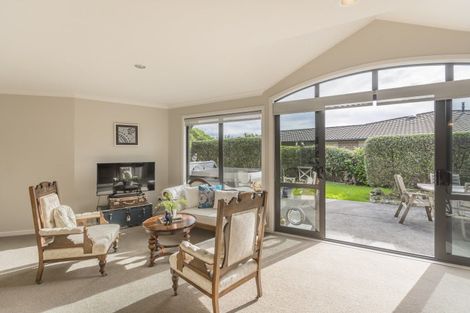 Photo of property in 8 Pateke Way, Paraparaumu Beach, Paraparaumu, 5032