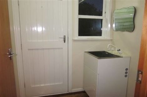 Photo of property in 9 Battersby Avenue, Mount Roskill, Auckland, 1041