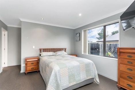 Photo of property in 9 Kahu Street, Pegasus, 7612