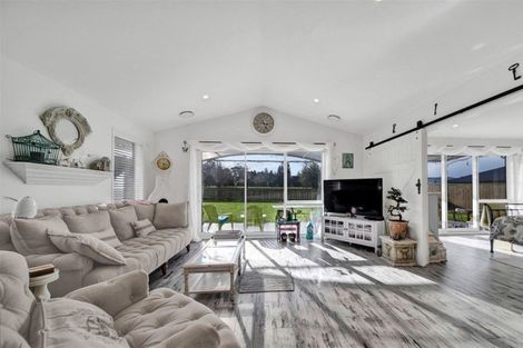 Photo of property in 2 Mercade Close, Stratford, 4332