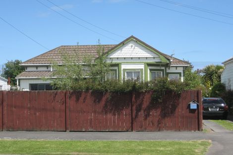 Photo of property in 71 Niblett Street, Whanganui, 4500