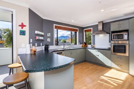 Photo of property in 2/17 Rainbow Drive, Rainbow Point, Taupo, 3330