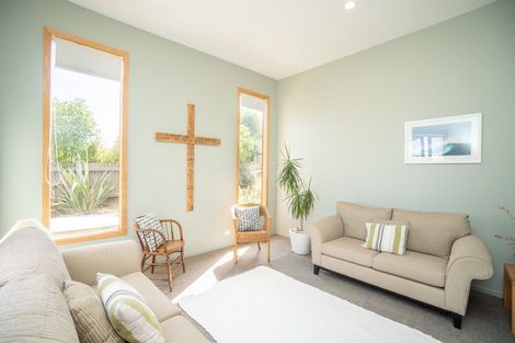 Photo of property in 27 Hall Place, Foxton Beach, Foxton, 4815