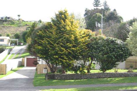 Photo of property in 11 Resolution Road, Welcome Bay, Tauranga, 3112