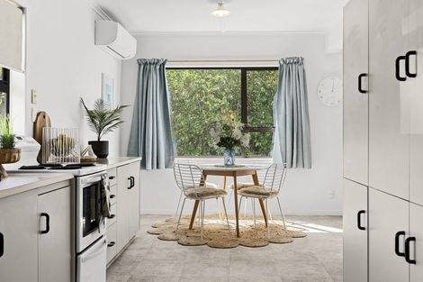 Photo of property in 29 Parris Street, Waitara, 4320