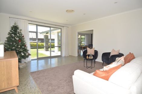 Photo of property in 4 Avalanche Place, Wanaka, 9305