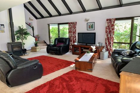 Photo of property in 56 Te Manuao Road, Otaki, 5512