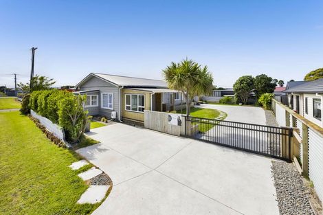 Photo of property in 23 Layard Street, Opunake, 4616